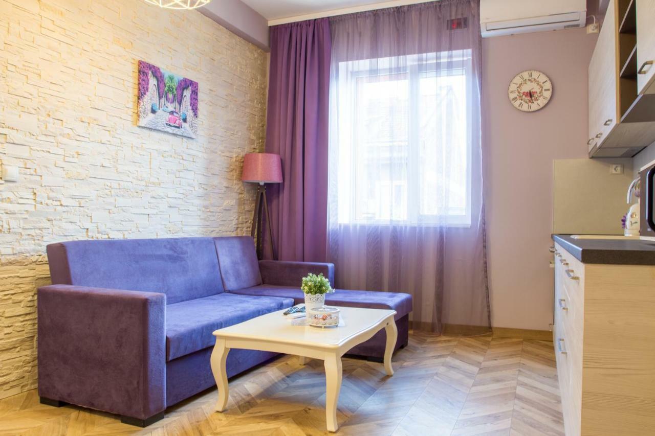 Sofia Violet Life Apartment Екстер'єр фото