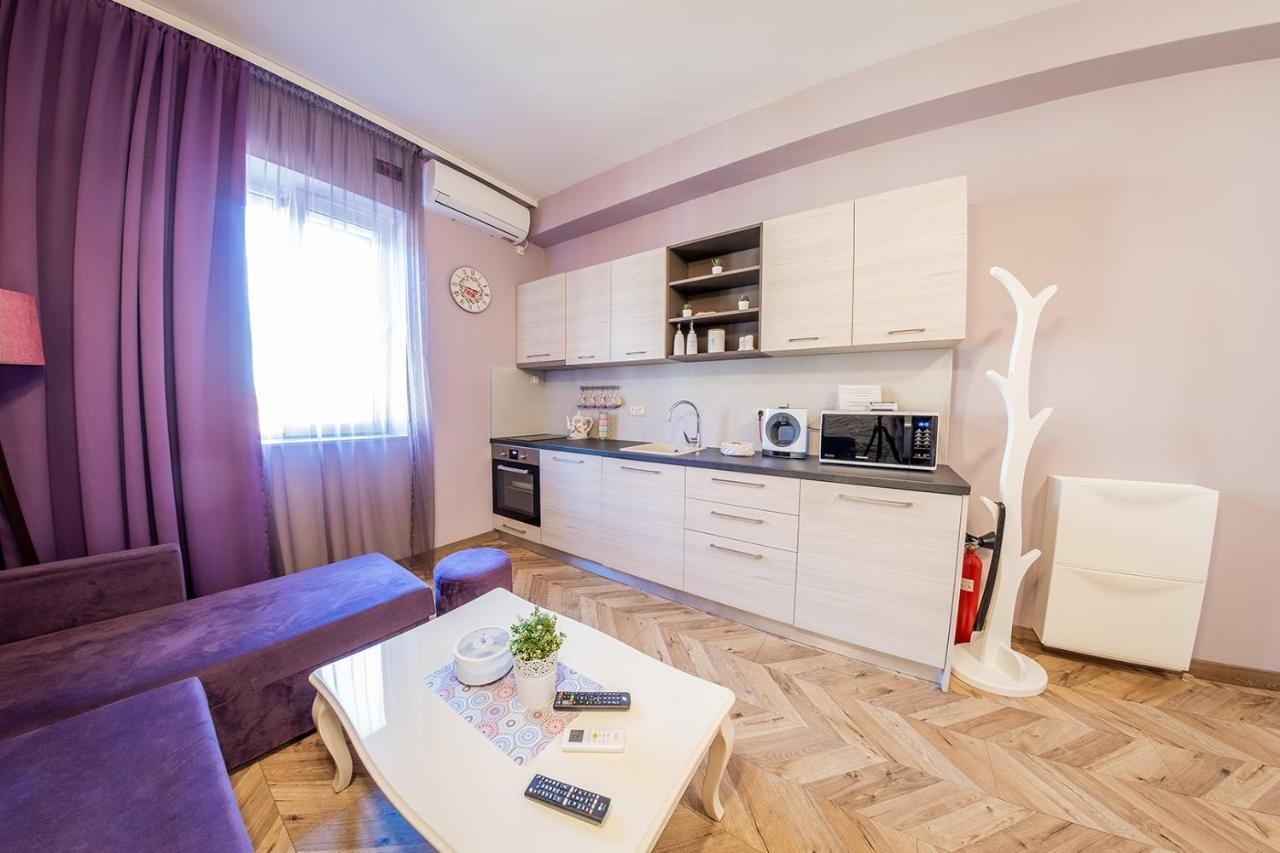 Sofia Violet Life Apartment Екстер'єр фото