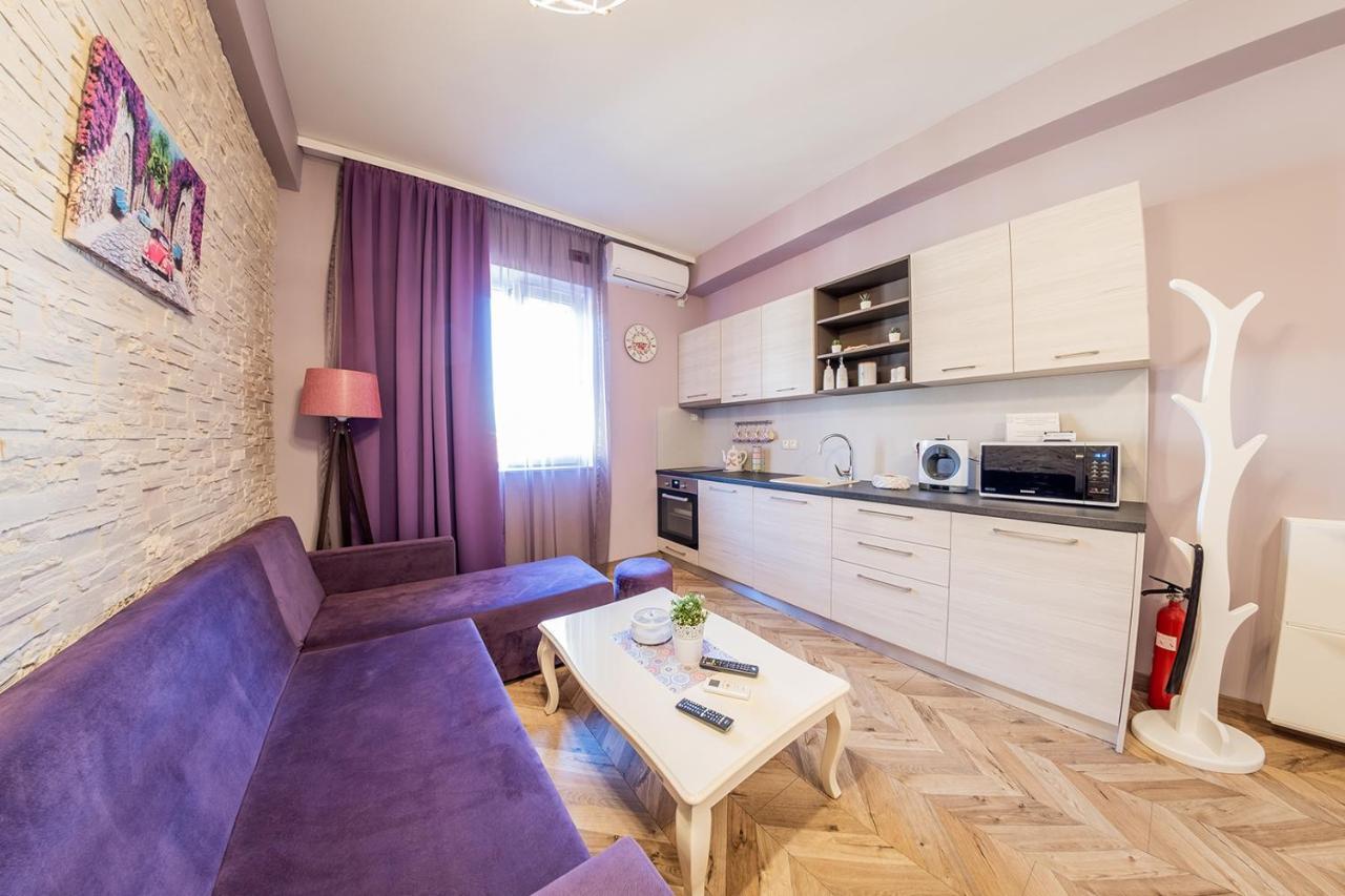 Sofia Violet Life Apartment Екстер'єр фото